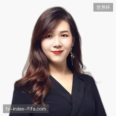 龙磊英